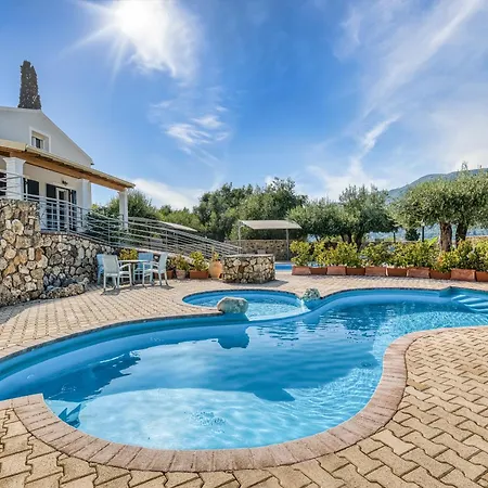 Casa Nuova Holiday home *