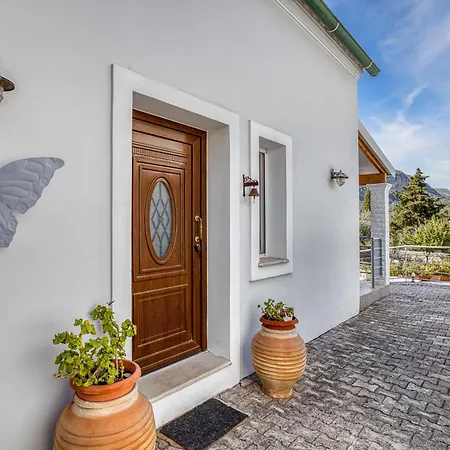 Holiday home Casa Nuova