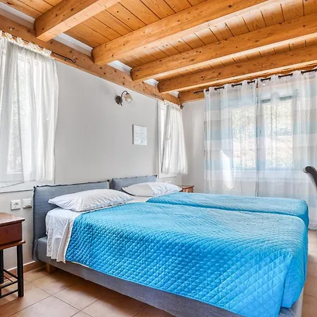 Tatil Evi Rovinia Liapades