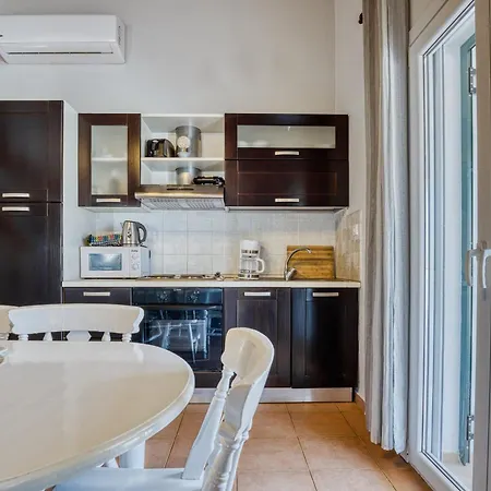 Tatil Evi Rovinia Liapades