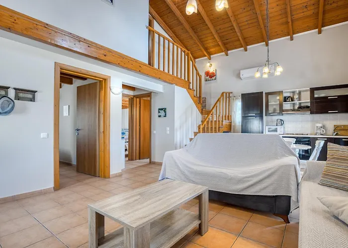 Rovinia Λιαπάδες