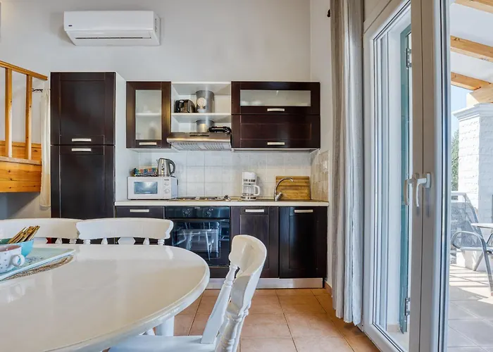 Σπίτι διακοπών Rovinia Λιαπάδες